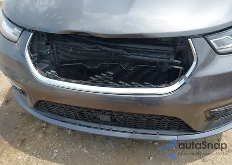 2023 Chrysler Pacifica Touring L z USA, uszkodzony, nr VIN 2C4RC1BG4PR600731